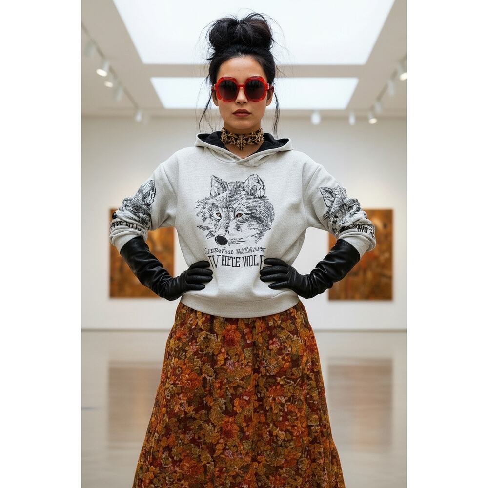 Vintage 90s T.O.S.H. White Wolf Graphic Hoodie Streetwear Sweatshirt Pullover
